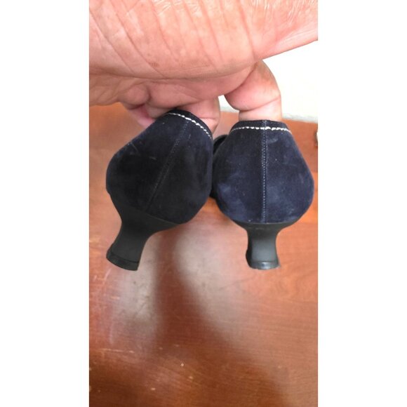 Stuart Weitzman Women's Navy Suede Loafers With Buckle Detail & Contrast Stitchi - Picture 4 of 9